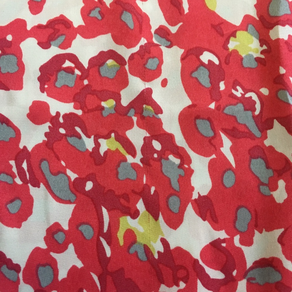 Patterned Racerback Top - Picture 4 of 5